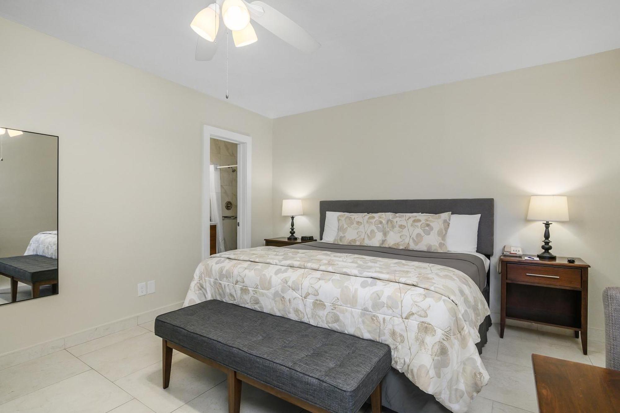 The Fairways Of 3* Naples Park